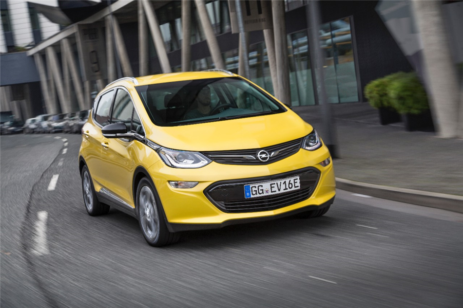 Opel Ampera-e zdobywa „Nagrodę im. Paula Pietscha”